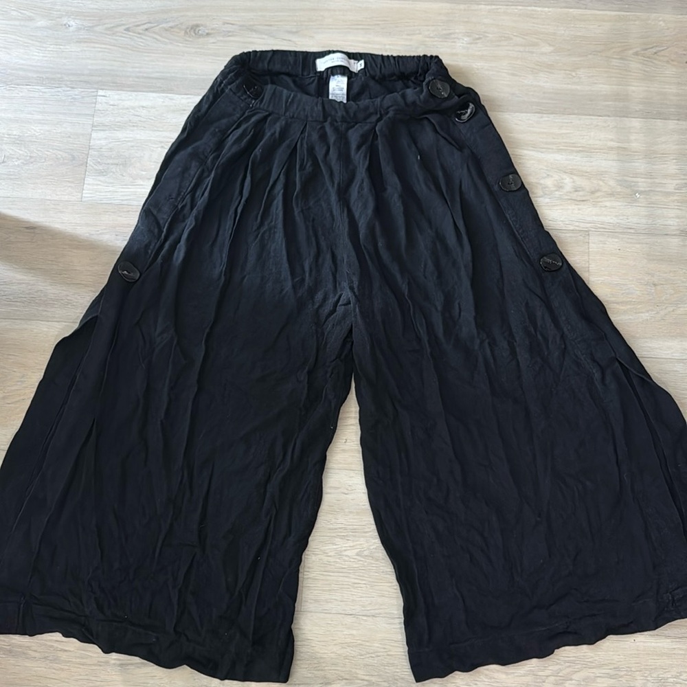 **Stylish Black Women's Pants